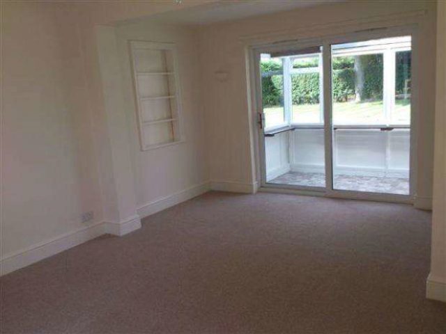  Image of 2 bedroom Detached house to rent in Bedford Road Milton Ernest Bedford MK44 at Milton Ernest Bedford Milton Ernest, MK44 1RR